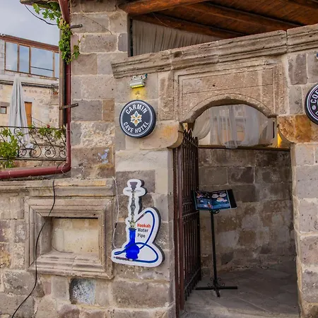 Carmin Cave Hotell *