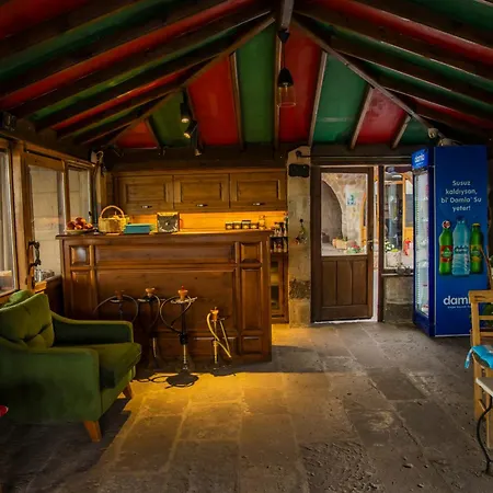 Hotel Carmin Cave