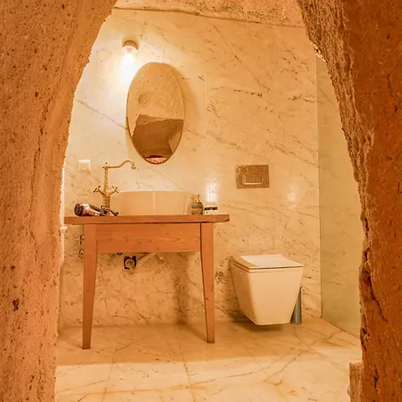 Hotel Carmin Cave *