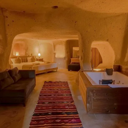 Carmin Cave Üçhisar