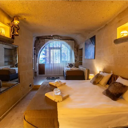 Carmin Cave Hotel *