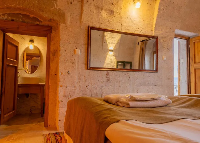 Carmin Cave Üçhisar