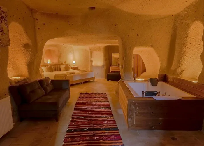 Carmin Cave Üçhisar